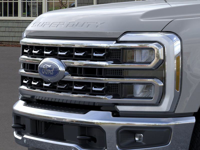 New 2025 White Ford Lariat image 17