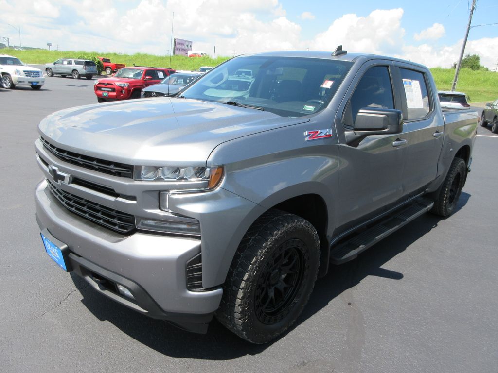 Gray 2021 Chevrolet Silverado 1500 Pickup Truck Four-Wheel Drive 8-Speed Automatic