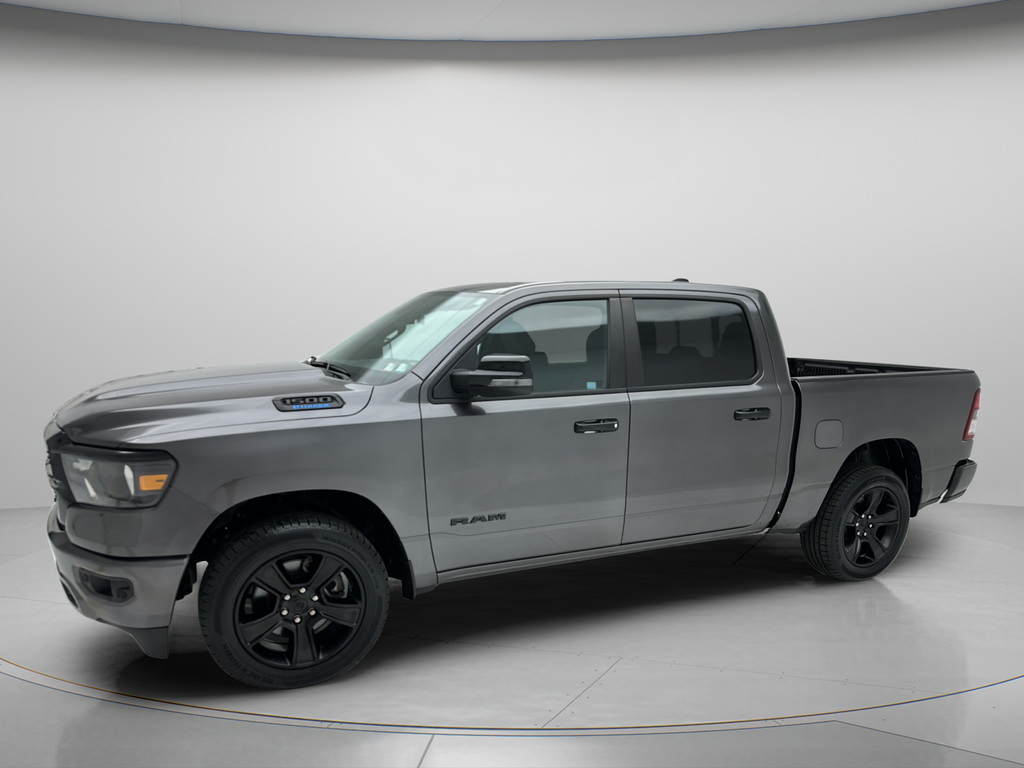 View vehicle photo 4
