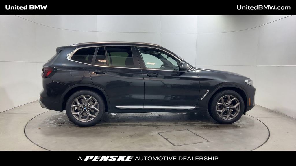 Thumbnail: 2024 BMW X3 - 9