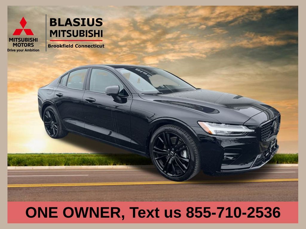 Onyx Black Metallic 2024 Volvo S60 B5 Plus Black Edition AWD Sedan All-Wheel Drive Automatic