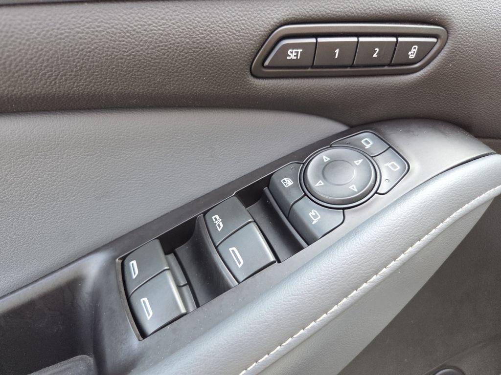 Used 2020 Silver Buick Premium Group image 35