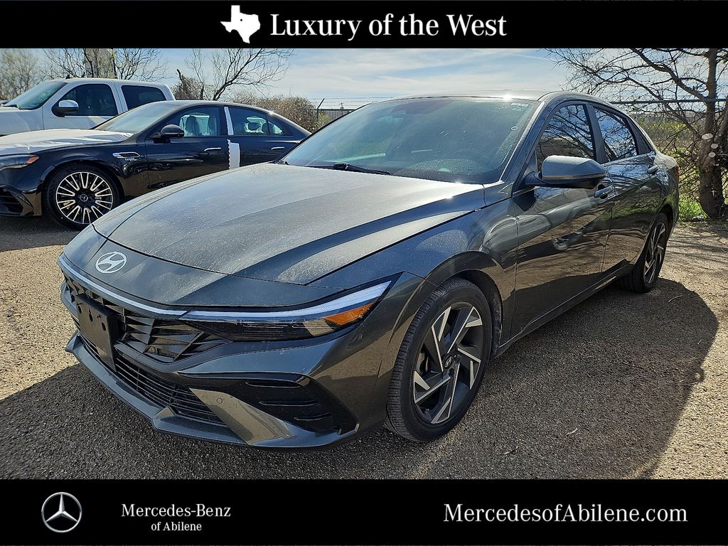 2024 Hyundai Elantra Limited FWD