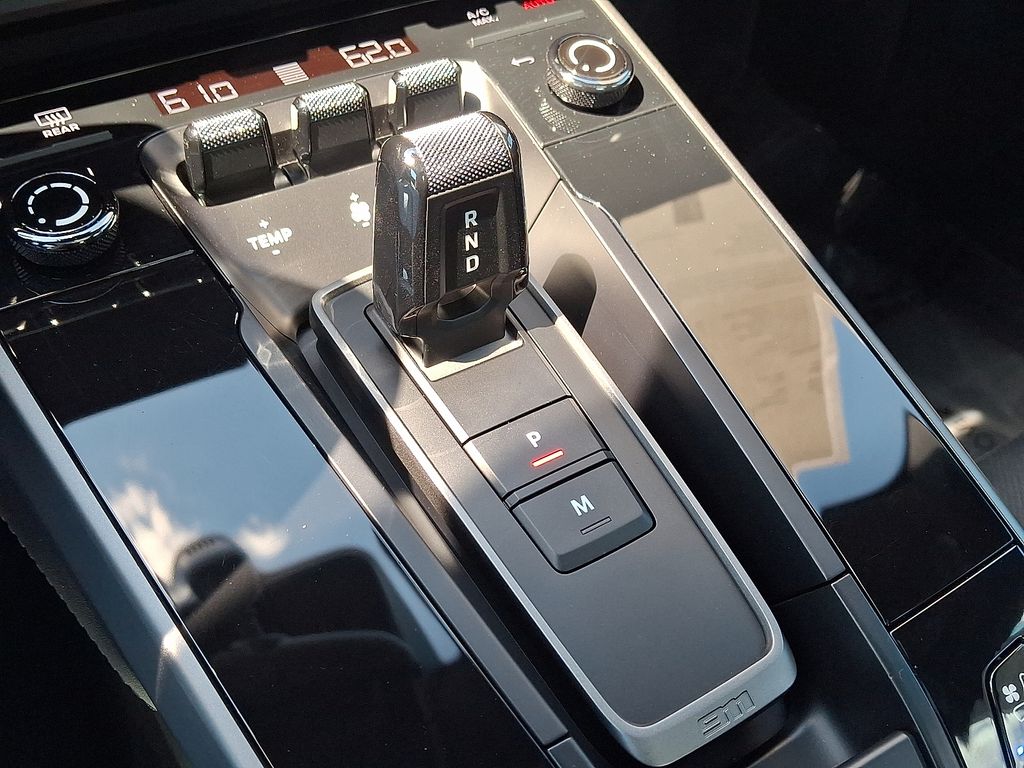 Thumbnail: 2023 Porsche 911 - 17