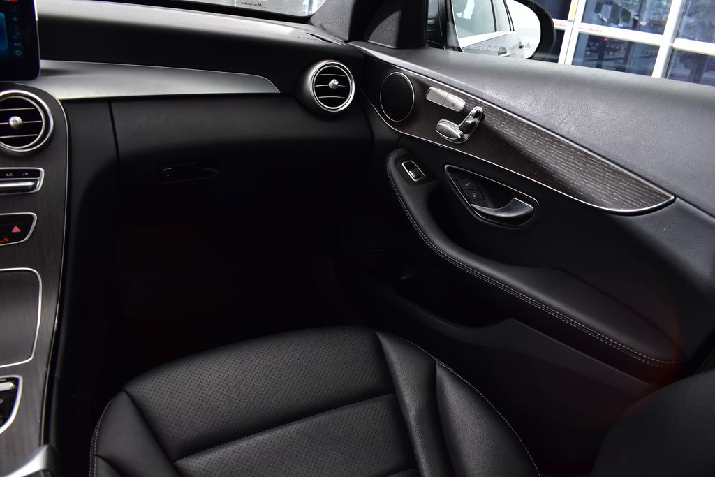 2019 Mercedes-Benz C-Class C 300 27
