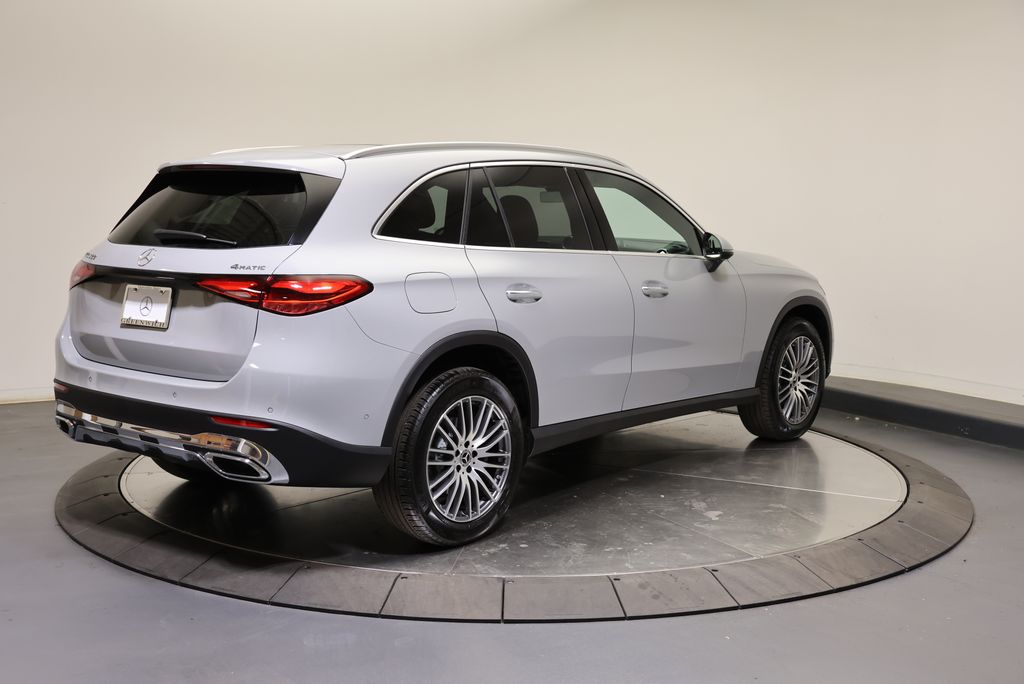 Thumbnail: 2026 Mercedes-Benz GLC - 7