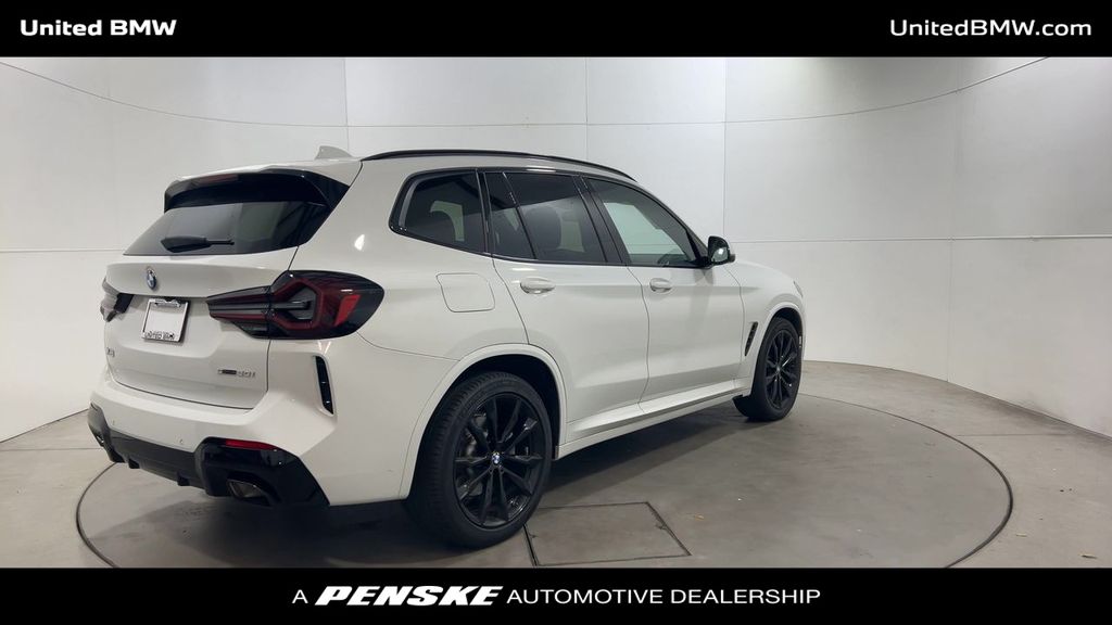 Thumbnail: 2024 BMW X3 - 8