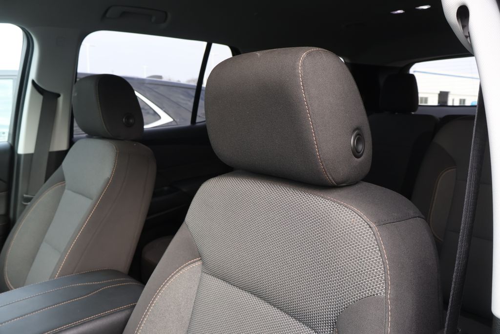 Thumbnail: 2019 Chevrolet Traverse - 11