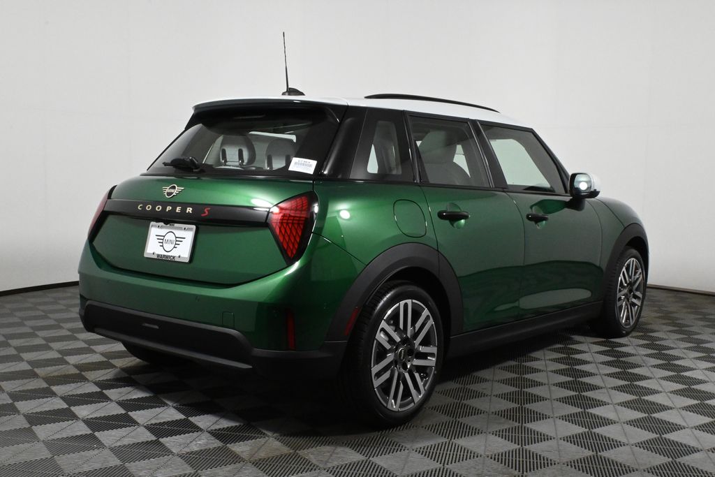 2025 MINI Cooper S 7