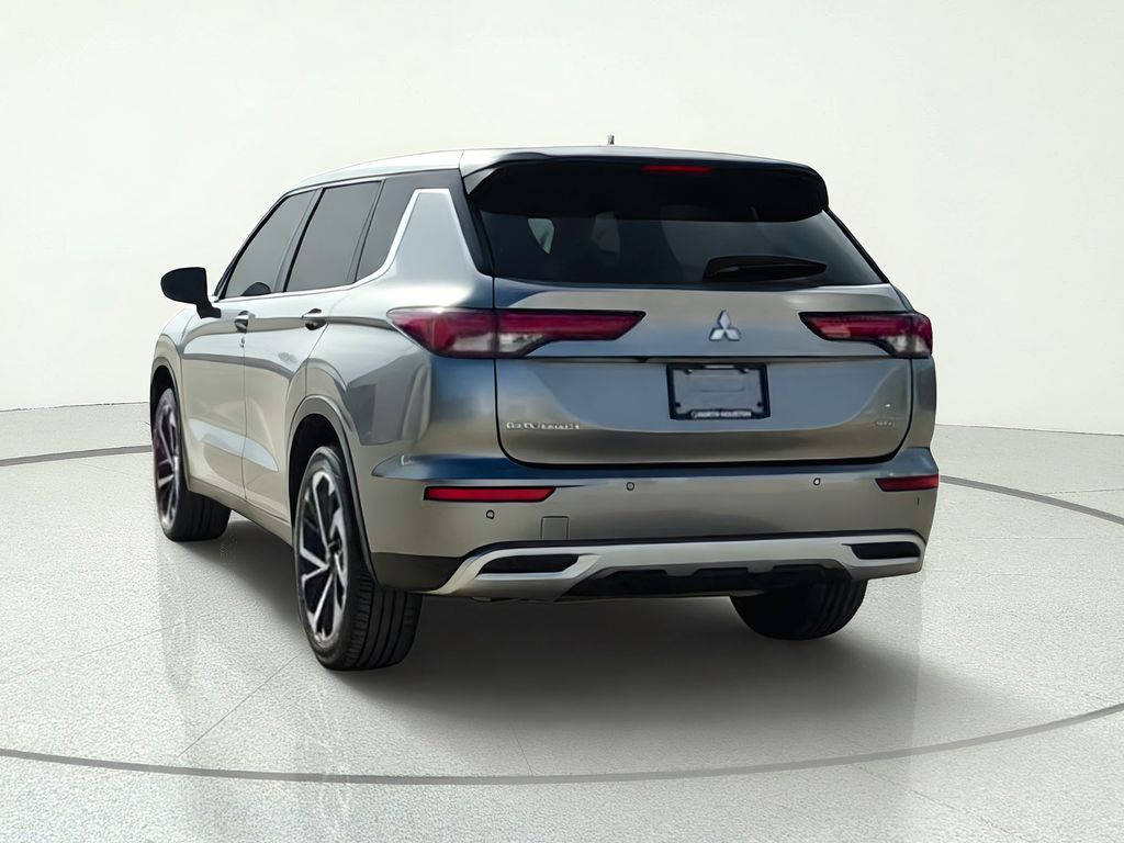 2022 Mitsubishi Outlander SE Gray at Emmons Autoplex