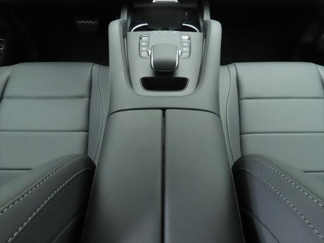 Thumbnail: 2026 Mercedes-Benz GLE - 16