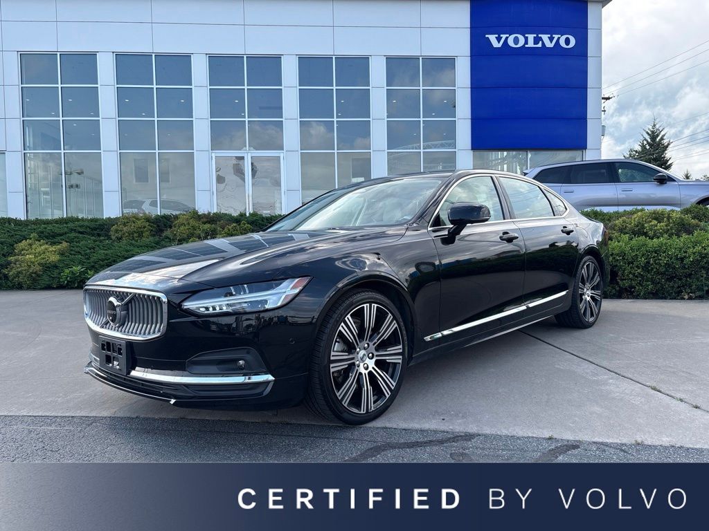 Onyx Black Metallic 2023 Volvo S90 Sedan All-Wheel Drive Automatic