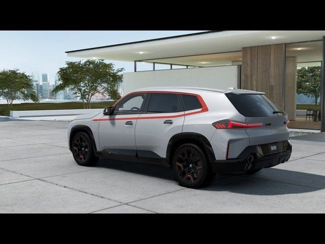 2025 BMW XM  2
