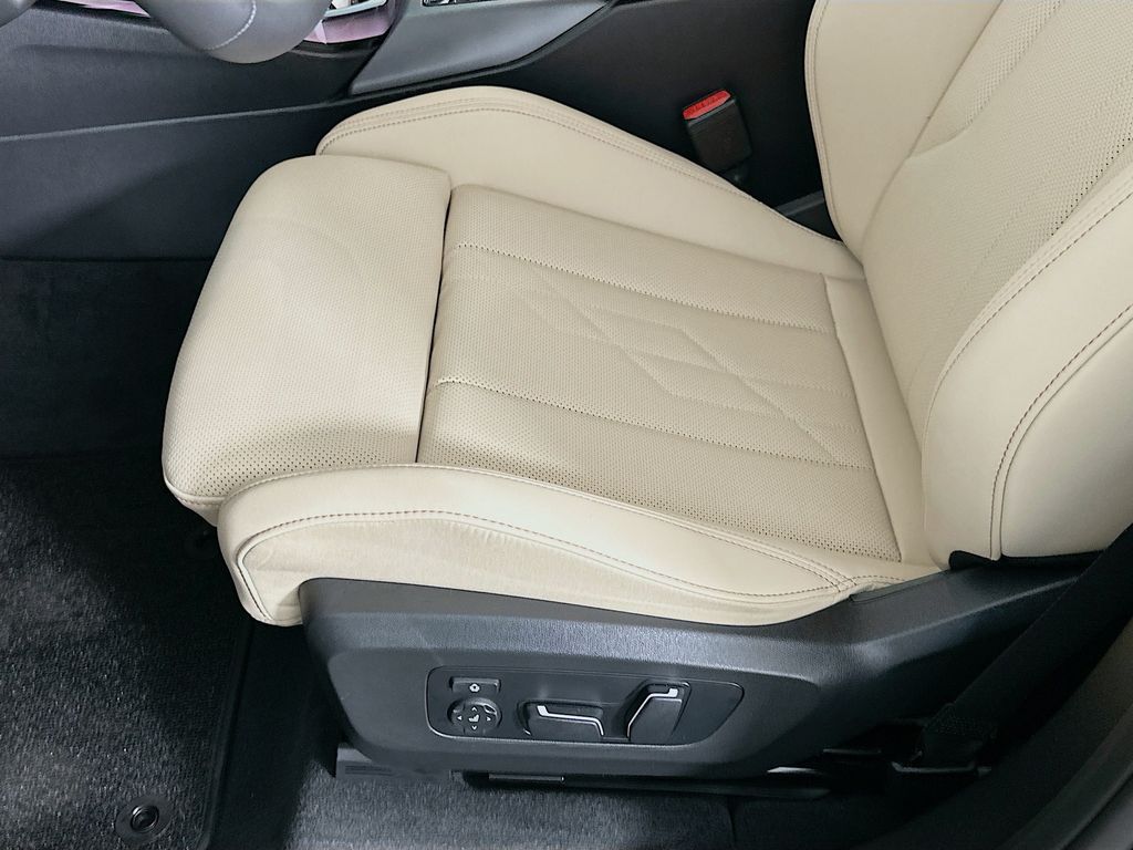 Thumbnail: 2026 BMW X3 - 21