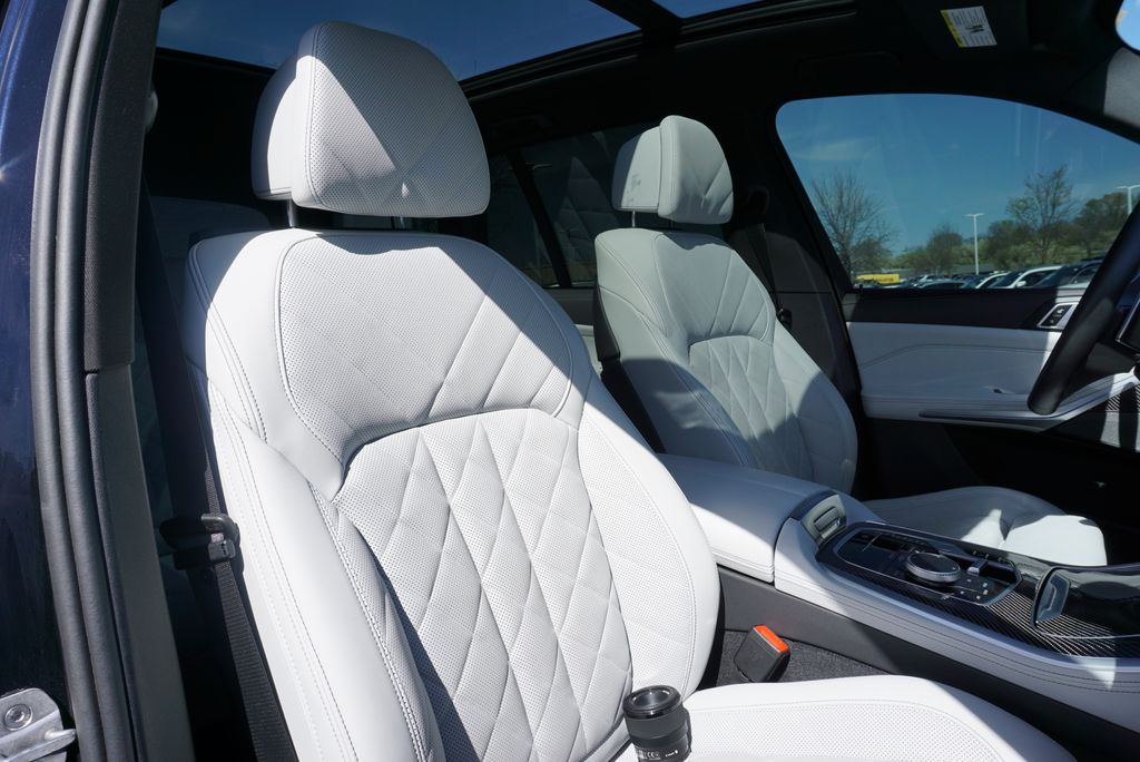 Thumbnail: 2024 BMW X5 - 29