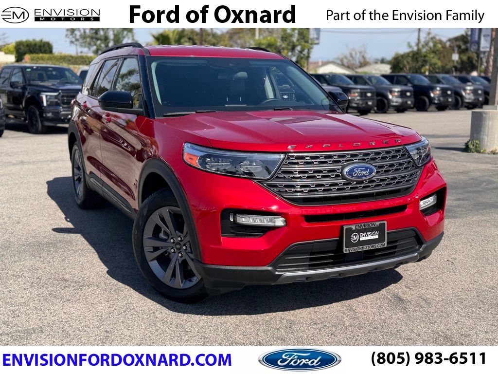 Rapid Red Metallic Tinted Clearcoat 2023 Ford Explorer XLT RWD SUV / Crossover Rear-Wheel Drive Automatic