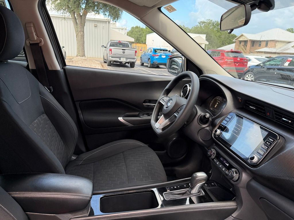 Used 2021 Nissan Kicks SUV