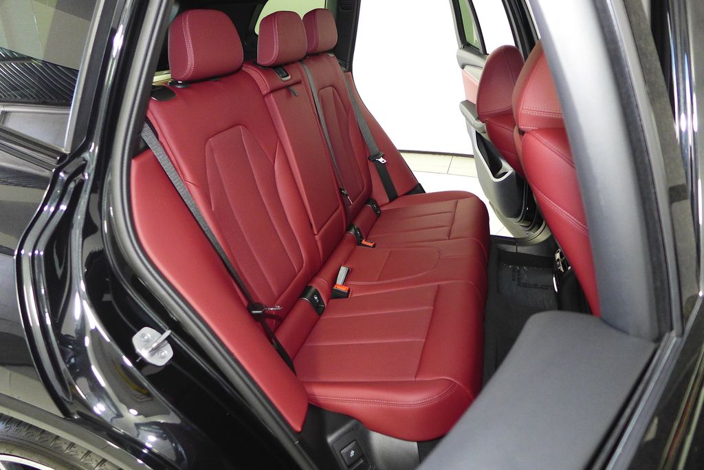 Thumbnail: 2023 BMW X3 - 20