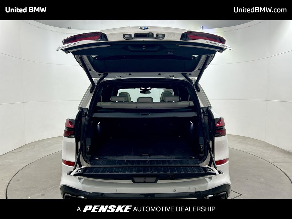 Thumbnail: 2024 BMW X5 - 22