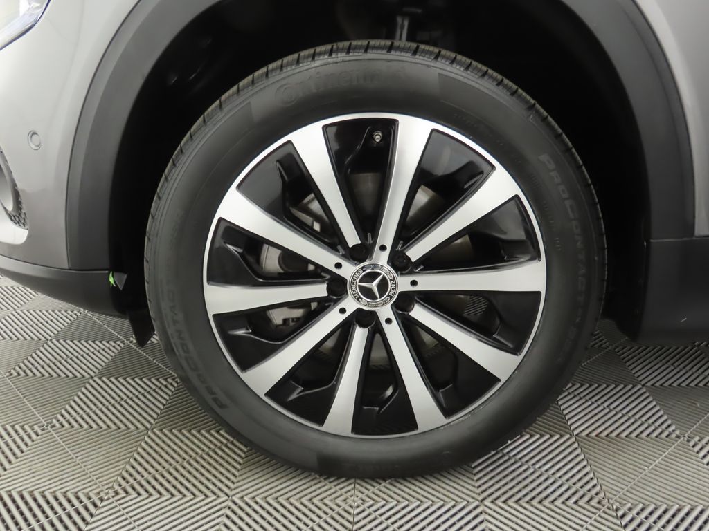 Thumbnail: 2022 Mercedes-Benz GLB - 28