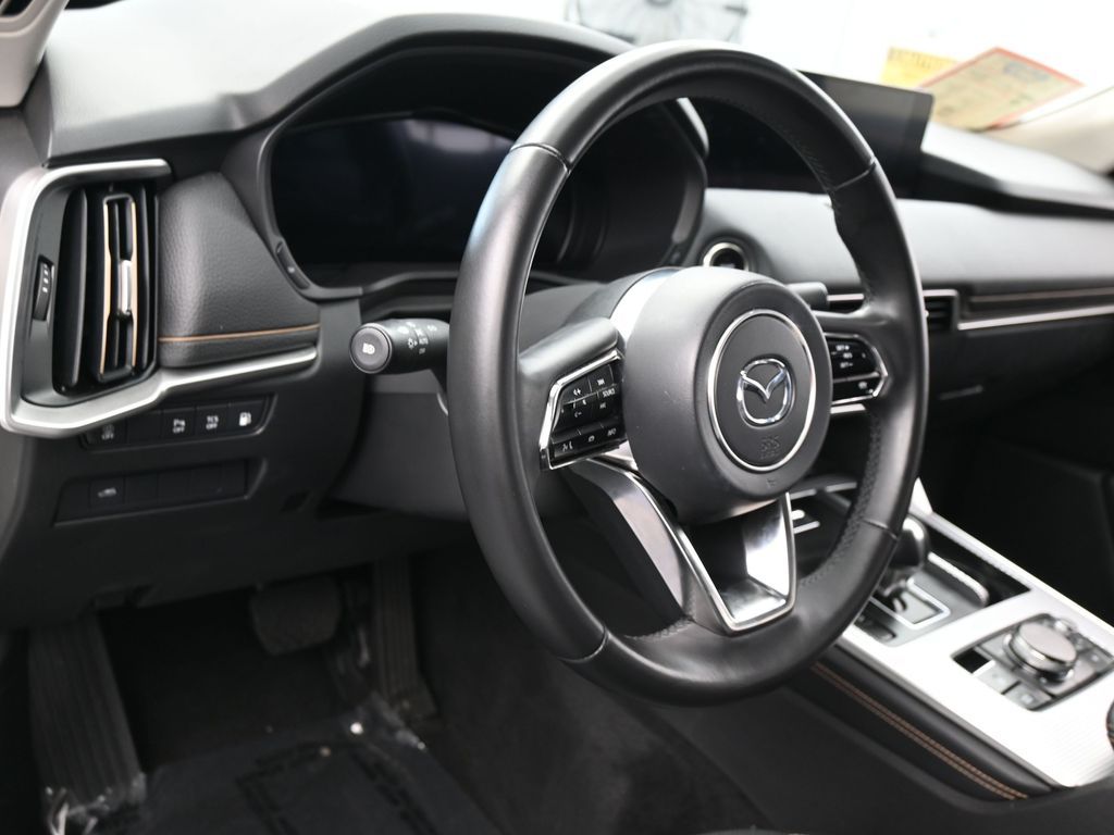 Used 2025 Rhodium White Premium Mazda Preferred image 14