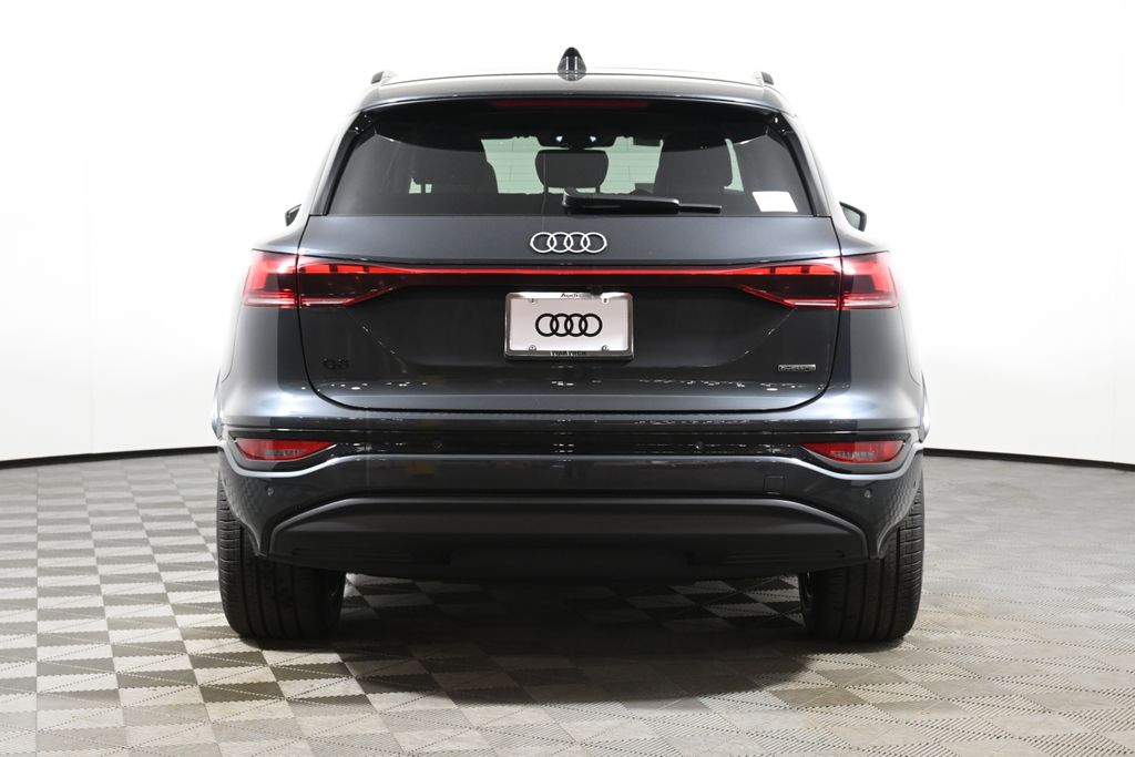 2025 Audi e-tron Premium 6