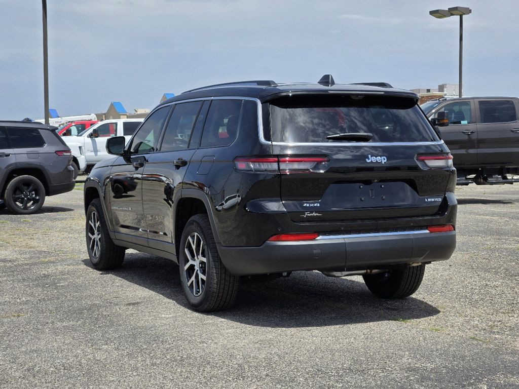 2023 Jeep Grand Cherokee L Limited 3