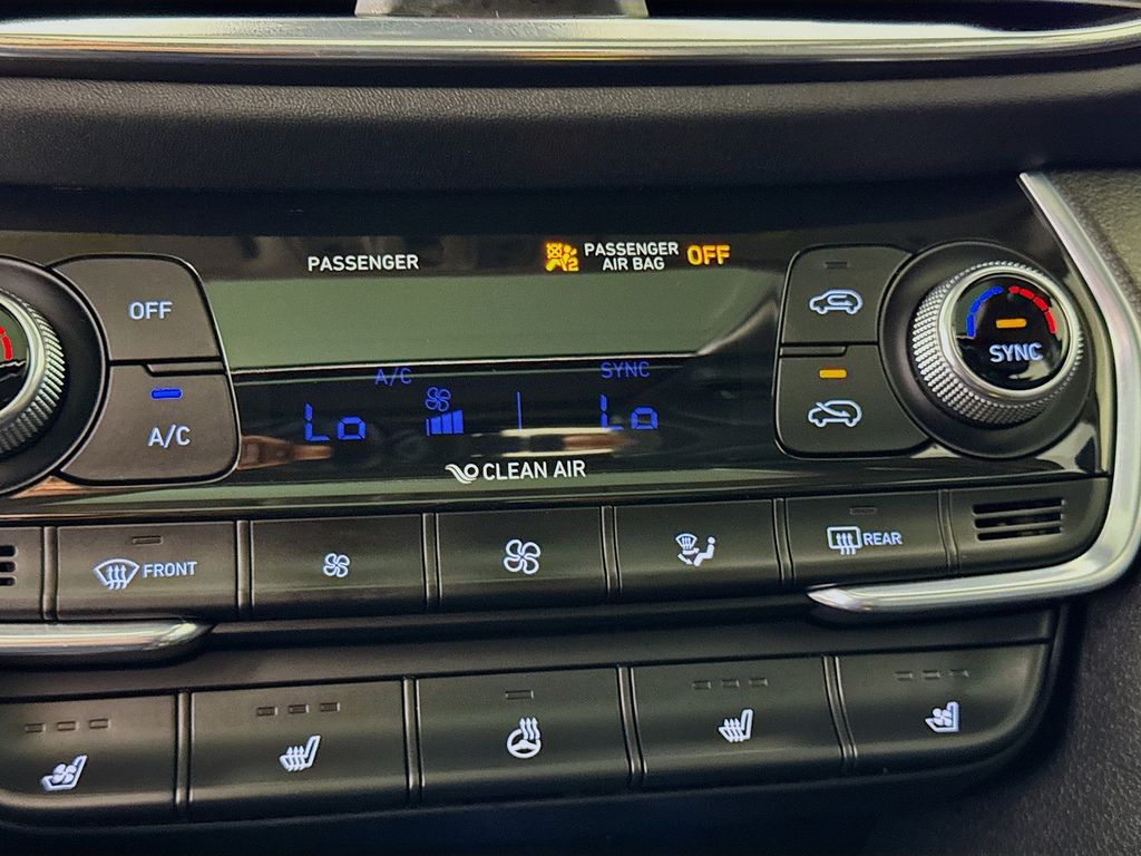 Used Car 2020 Hyundai Santa Fe  Limited For Sale Under $20,000 In Austin, Texas