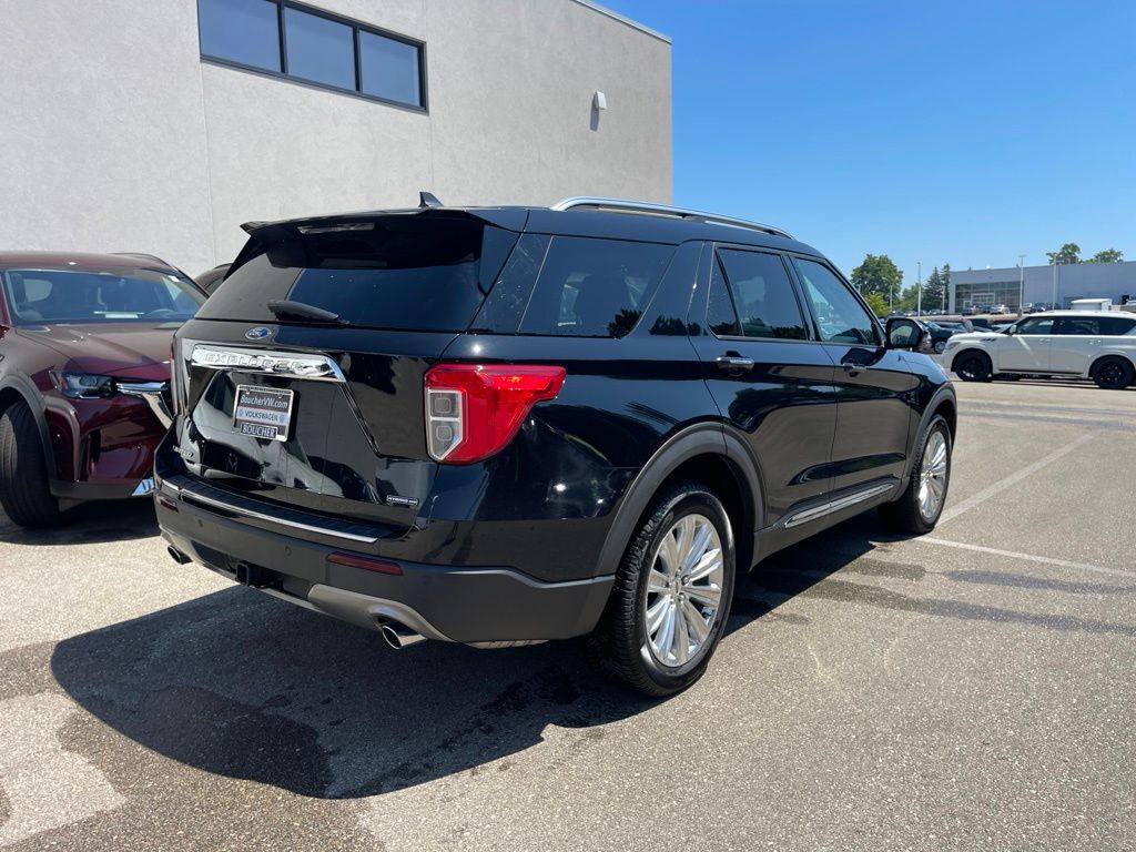 Used 2021 Agate Black Metallic Ford Limited image 3