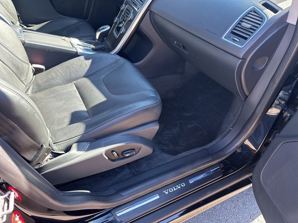 Used Car 2015 Volvo Xc60  T5 Premier Plus For Sale Under $12,000 In Austin, Texas