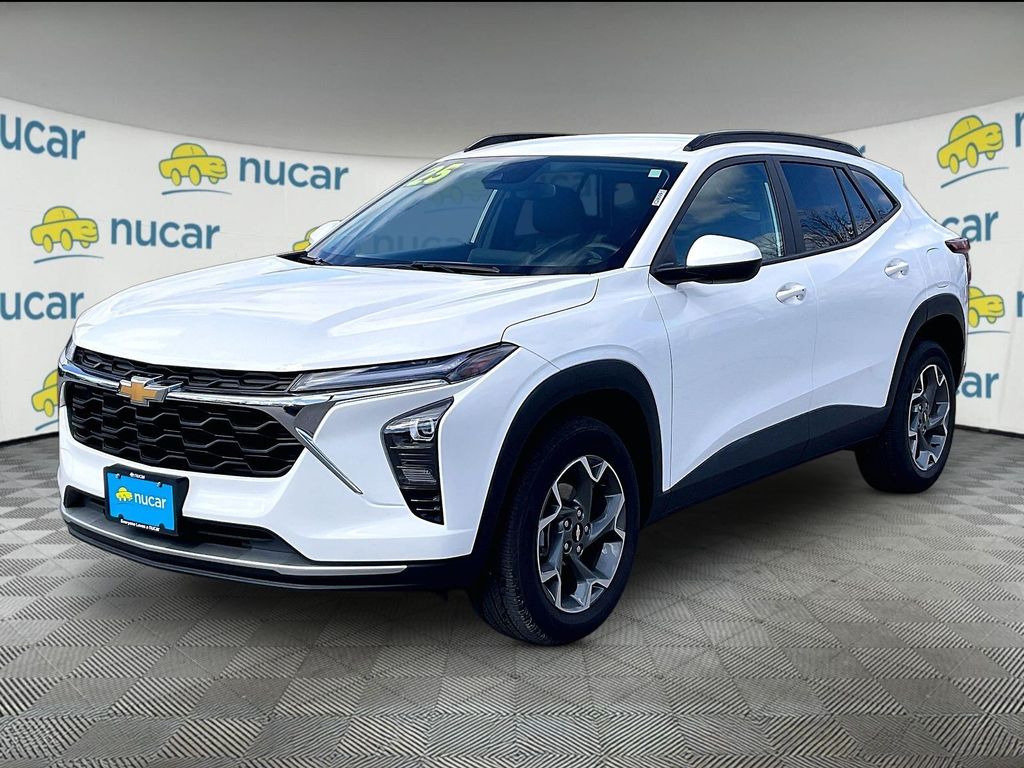 2025 Chevrolet Trax — photo 3