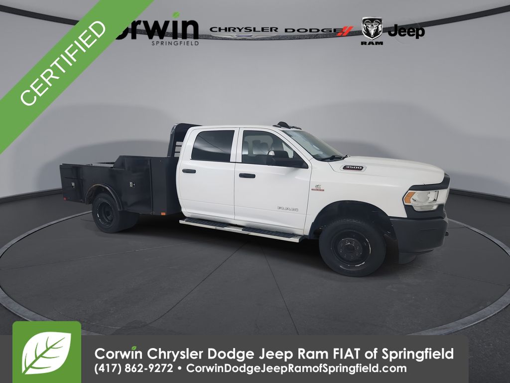 2022 RAM 3500 Chassis Tradesman Crew Cab DRW 4WD