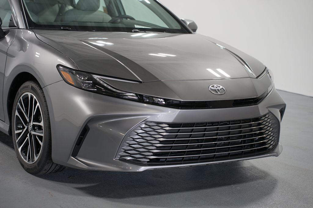 Thumbnail: 2025 Toyota Camry - 4