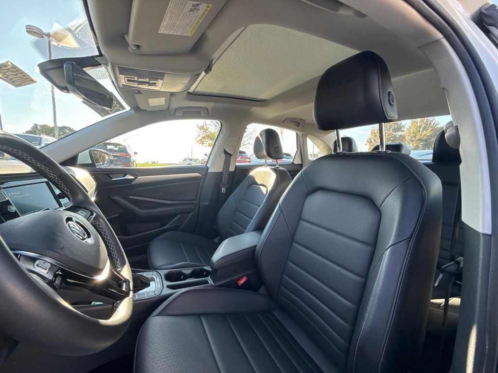 2021 Volkswagen Jetta 1.4T SE White at Bob Ruth Ford