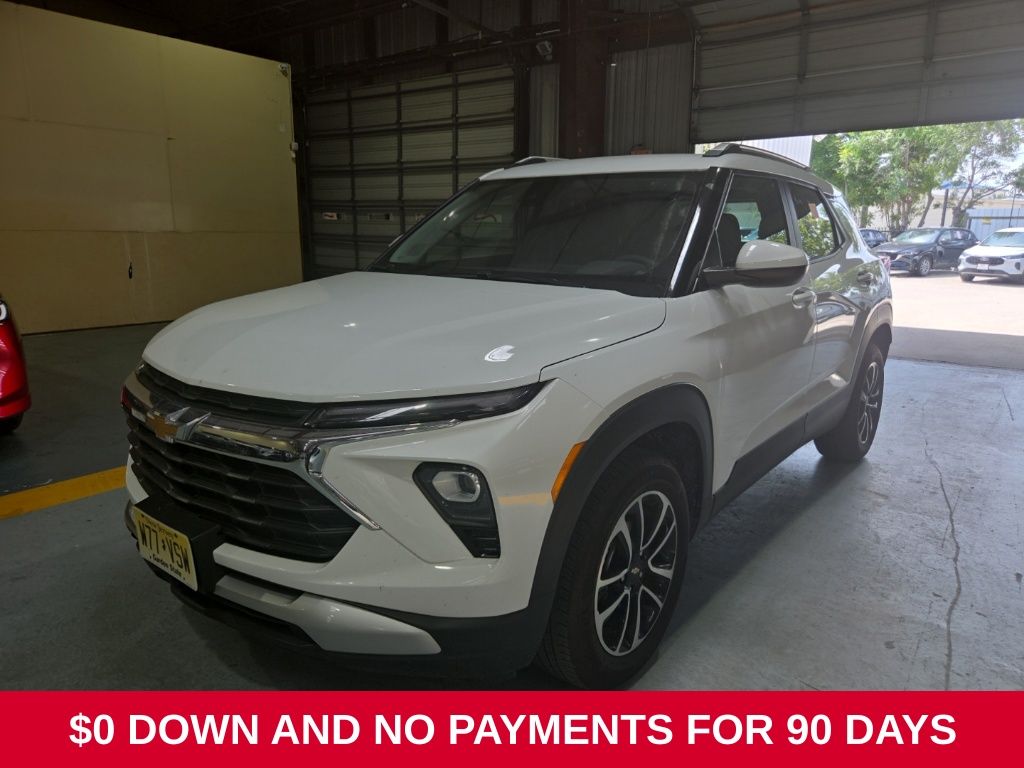Summit White 2025 Chevrolet Trailblazer SUV / Crossover Four-Wheel Drive 9-Speed Automatic