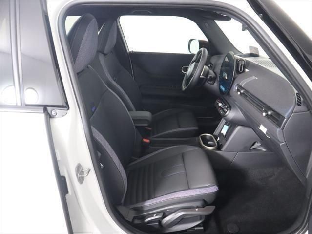 Thumbnail: 2026 MINI Cooper - 17