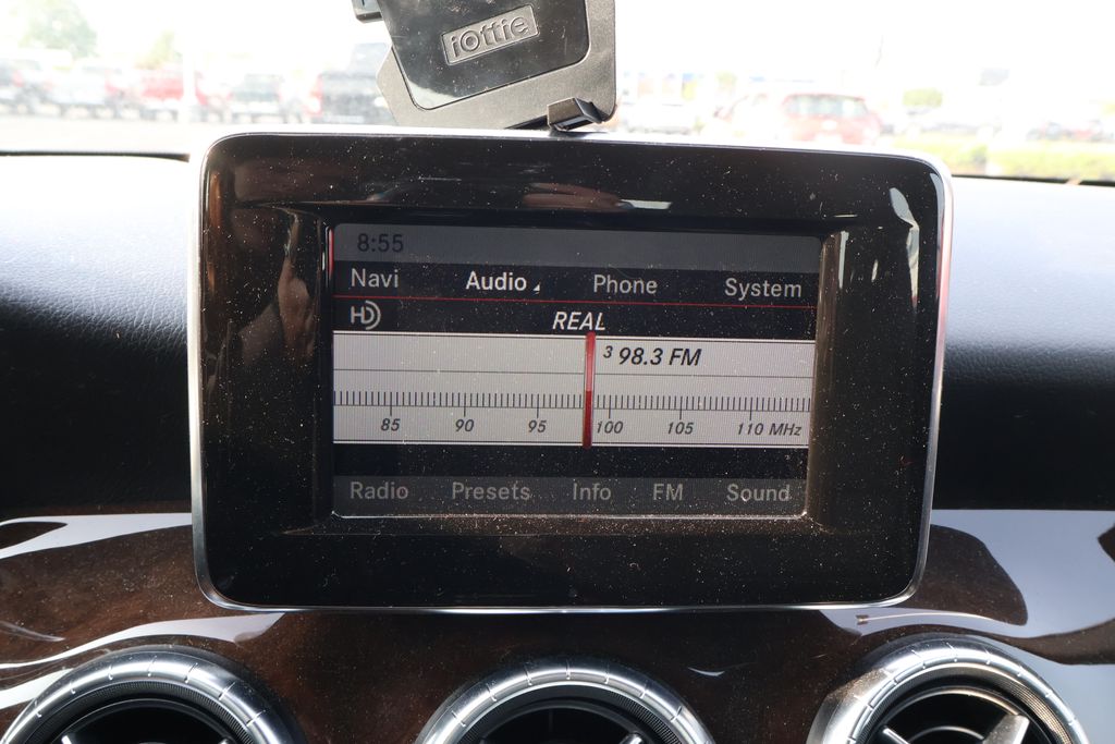 2014 Mercedes-Benz CLA 250 22