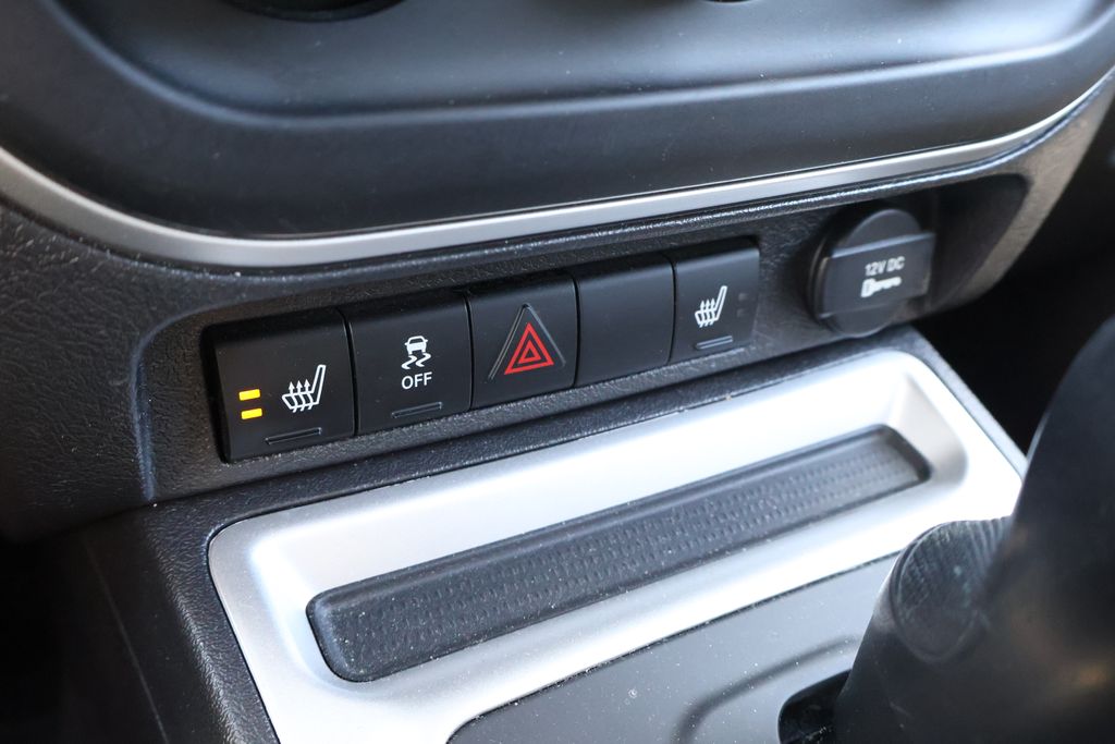 2017 Jeep Compass Latitude 26