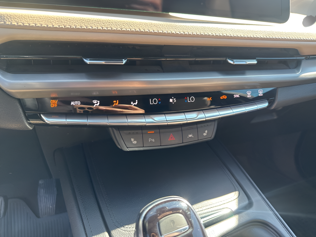 Used Car 2024 Cadillac Xt4  Luxury For Sale Under $35,000 In Austin, Texas