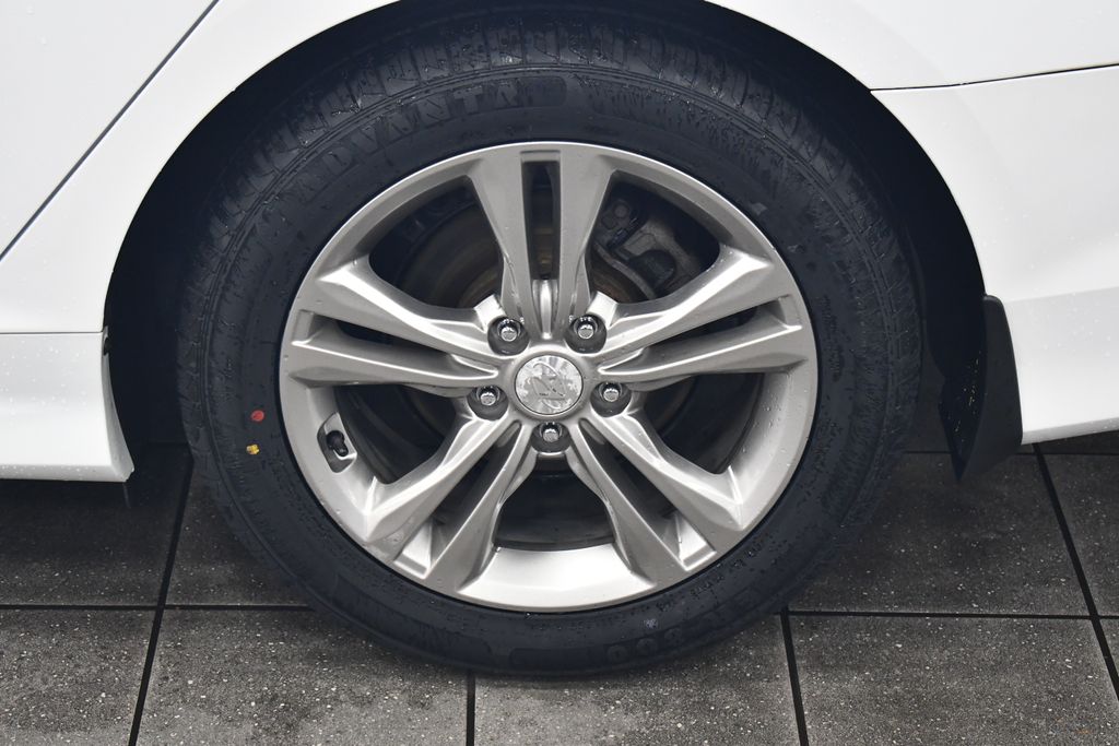Thumbnail: 2019 Hyundai Sonata - 12