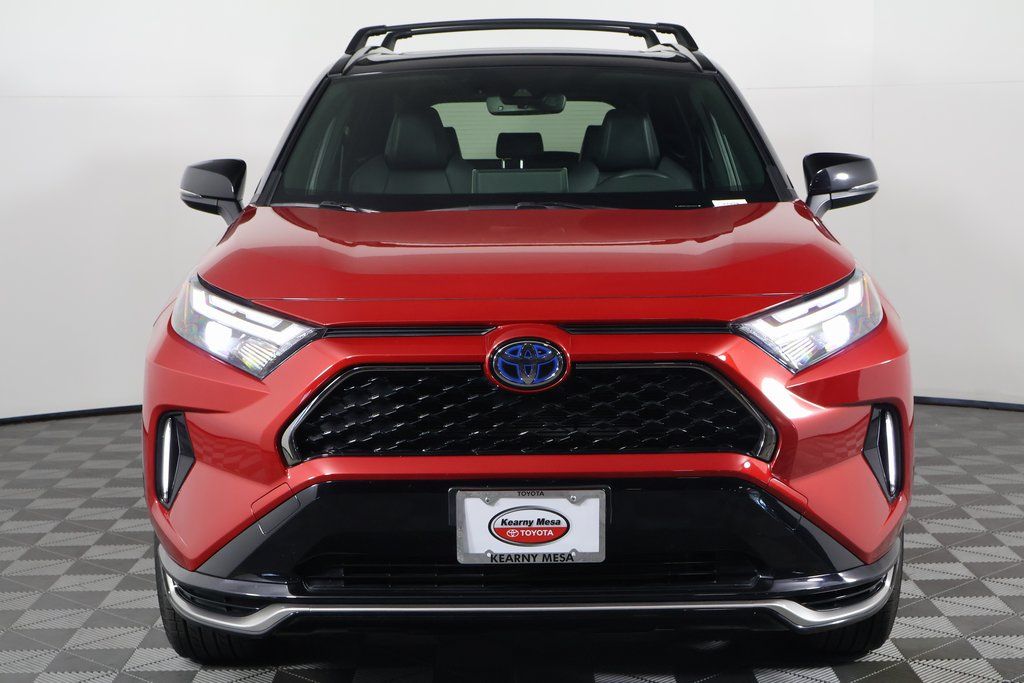 Thumbnail: 2022 Toyota RAV4 - 2