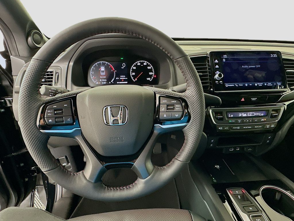 Thumbnail: 2026 Honda Ridgeline - 10
