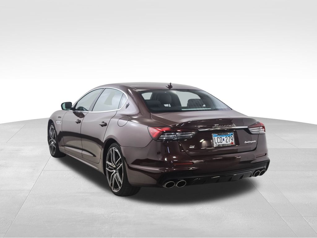 Thumbnail: 2022 Maserati Quattroporte - 3