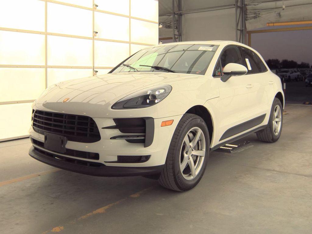 White 2021 Porsche Macan AWD SUV / Crossover All-Wheel Drive 7-Speed Automatic