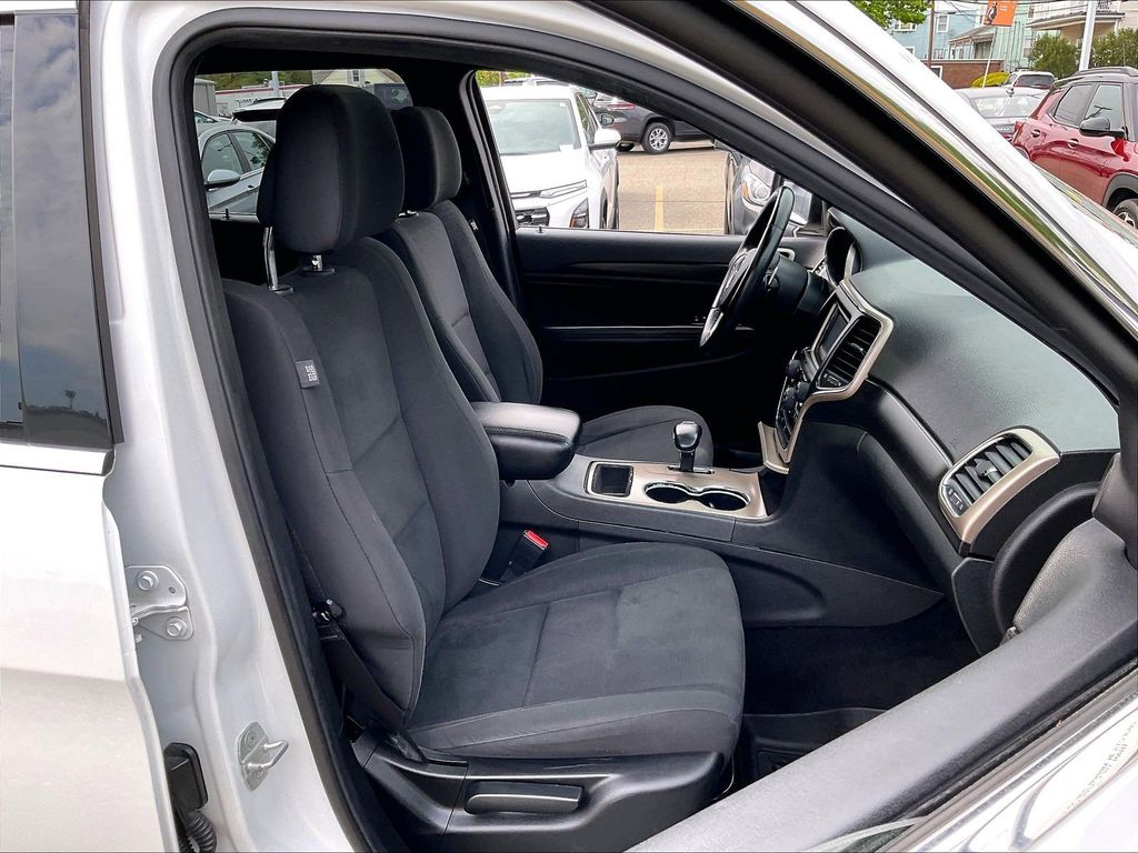 2014 Jeep Grand Cherokee — photo 11