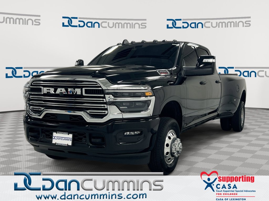 Diamond Black Crystal Pearlcoat 2025 RAM 3500 Pickup Truck Four-Wheel Drive 8-Speed Automatic