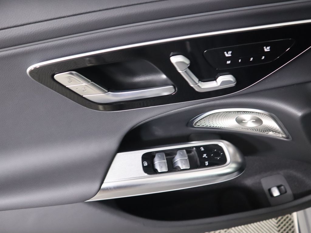Thumbnail: 2026 Mercedes-Benz E-Class - 25