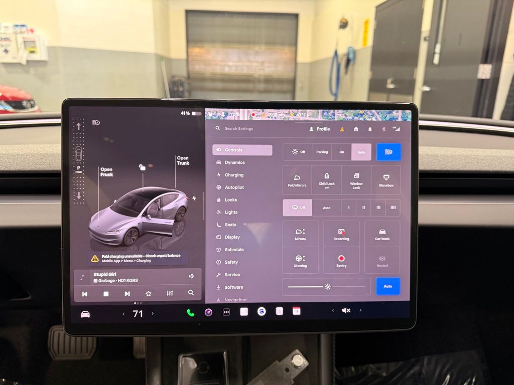 Thumbnail: 2025 Tesla Model 3 - 15