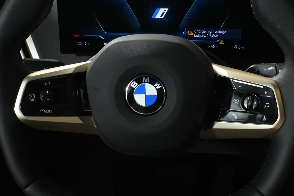 Thumbnail: 2026 BMW iX - 19