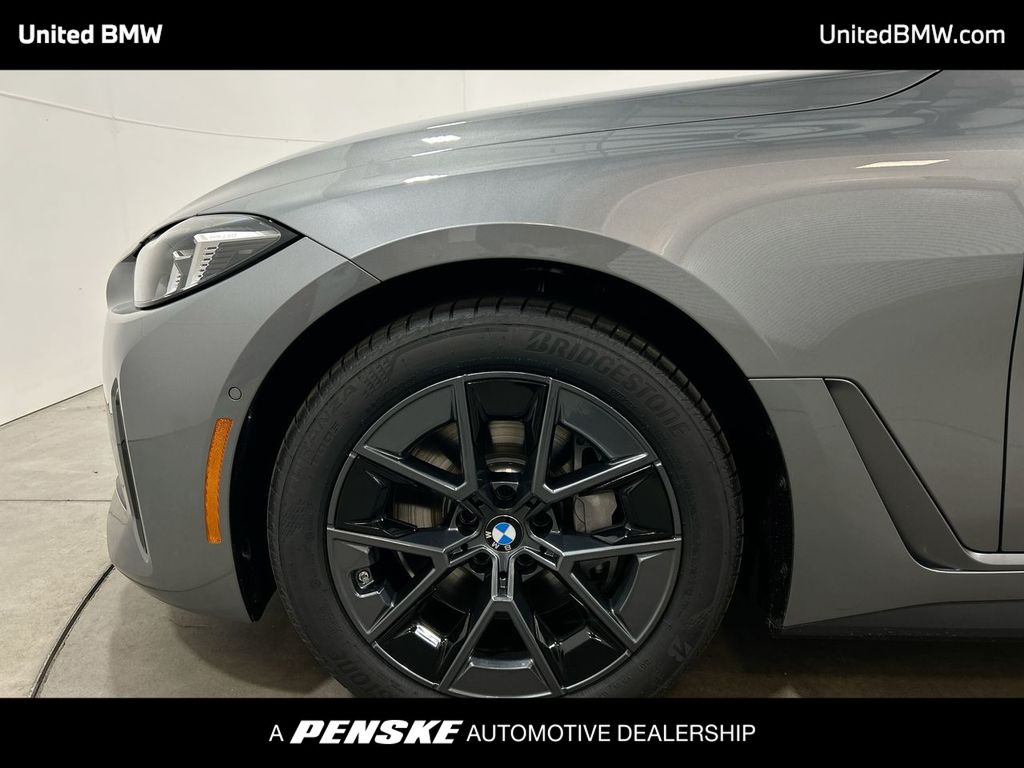 2025 BMW i4 eDrive40 10